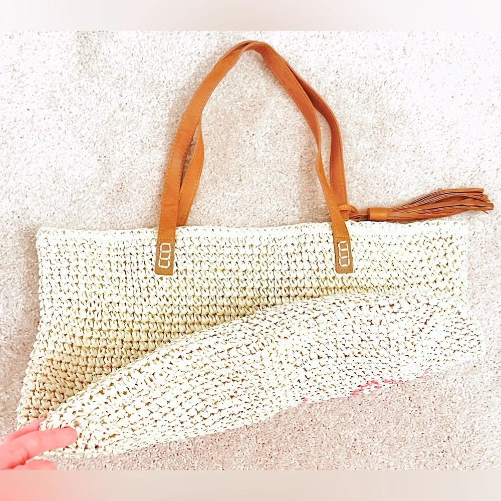 “ROSÉ ALL DAY” WOVEN BEACH TOTE 🏖️🥂👜🍾🛍️ (14”Tall x 19.5”Wide)*BRAND NEW!🎁*